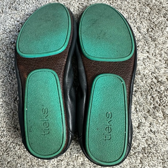 Tieks Matte Black 8 packable Travel ballet flats comfort slip on Italian leather - Picture 11 of 11